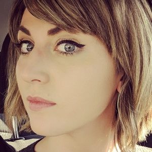 Meet your Posher, Cristina